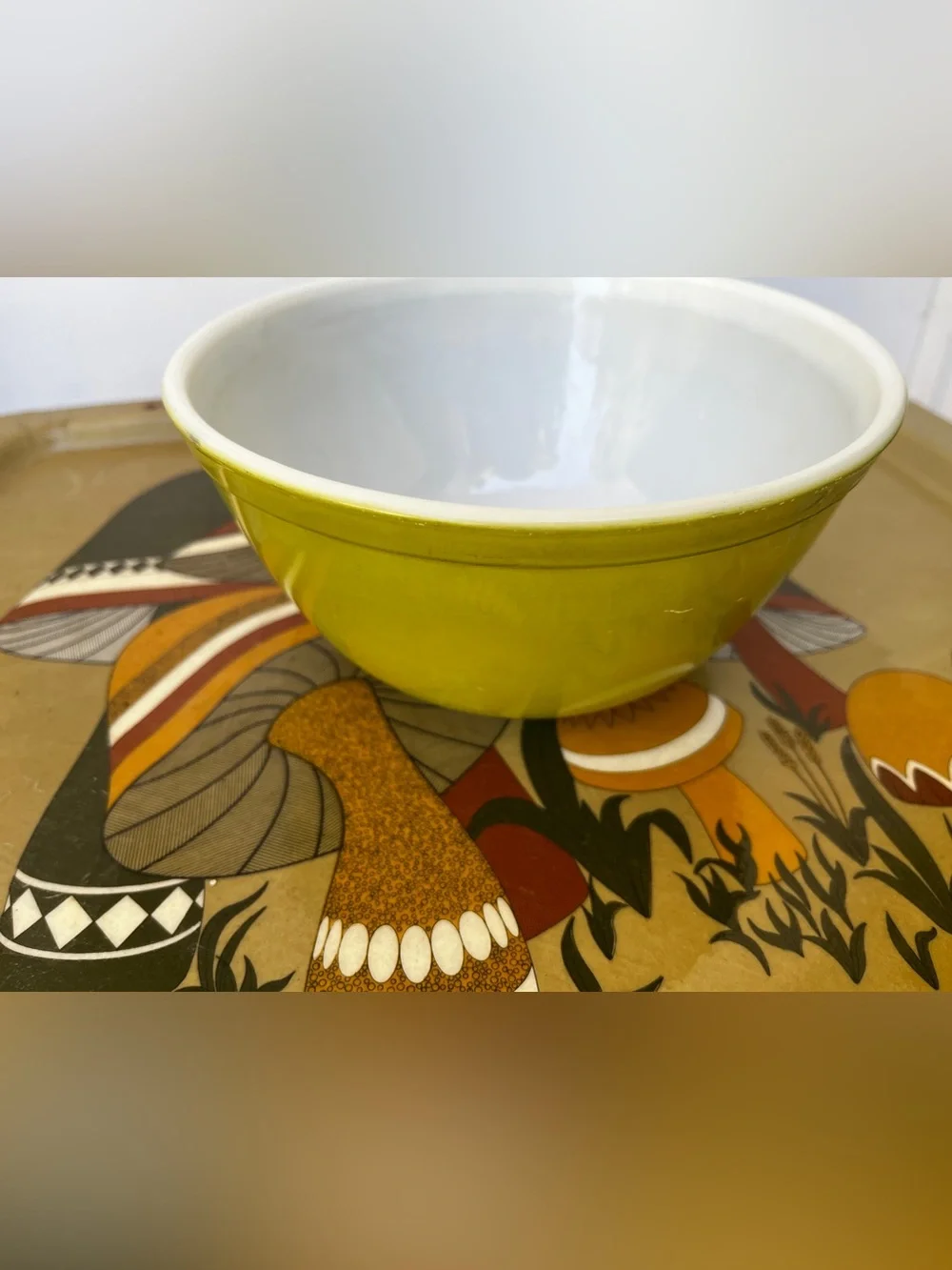 Vintage Pyrex 402 Verde Lime Green Mixing Bowl 1.5 QT Retro Milk Glass